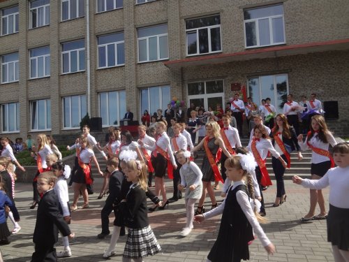 Линейка, посвященная последнему звонку -2014. Часть 2