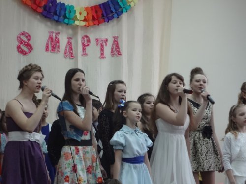 ПРАЗДНИЧНЫЙ концерт ко Дню 8-е Марта