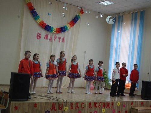 ПРАЗДНИЧНЫЙ концерт ко Дню 8-е Марта