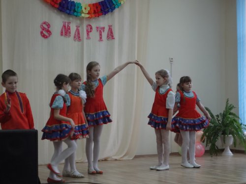 ПРАЗДНИЧНЫЙ концерт ко Дню 8-е Марта