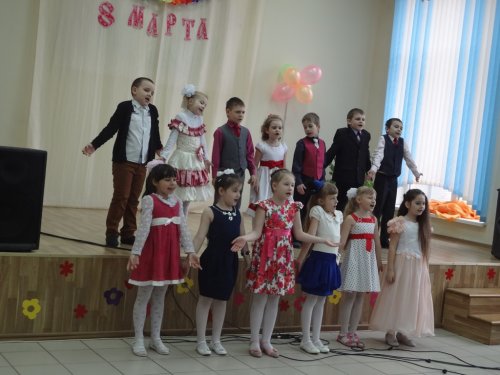 ПРАЗДНИЧНЫЙ концерт ко Дню 8-е Марта