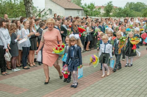 ФОТОРЕПОРТАЖ: 1 сентября, 1 класс, классный руководитель Пекарь Е.С.