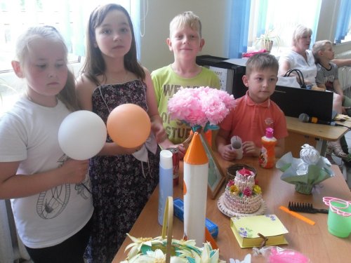 Шаг 18. Яркий шаг в лето