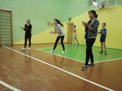 Родительское собрание по теме «Сохранение здоровья учащихся – залог счастливой и благополучной жизни ребёнка» Родительское собрание по теме «Сохранение здоровья учащихся – залог счастливой и благополучной жизни ребёнка»