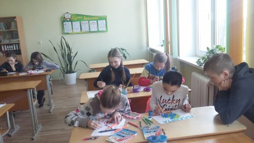 Конкурс рисунков "Искусственное счастье"