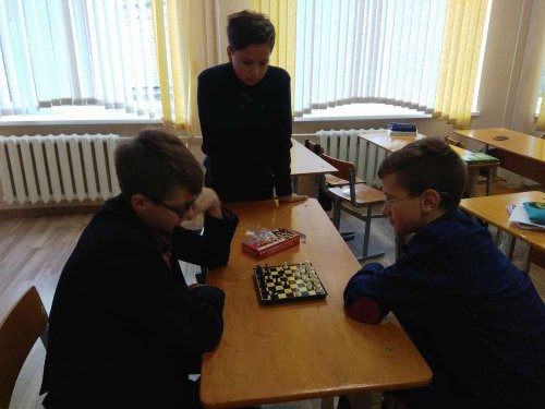Шахматно-шашечный турнир среди учащихся VII - VIII классов. Неделя спорта и здоровья.
