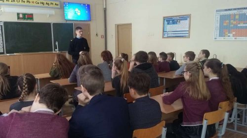 Встреча с начальником инспекции по делам несовершеннолетних Свислочского РОВД Садовским Ю.Г. и со специалистом группы пропаганды и обучения Свислочского РОЧС Новосадом А.И.