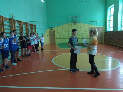Районные соревнования по пионерболу
