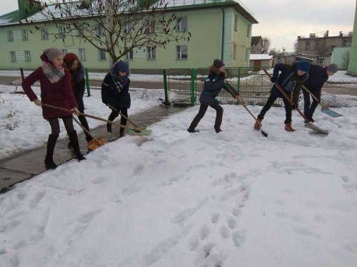 Волонтёрский отряд "Юные тимуровцы"