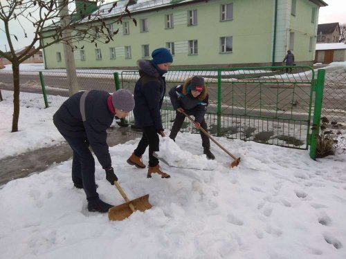 Волонтёрский отряд "Юные тимуровцы"