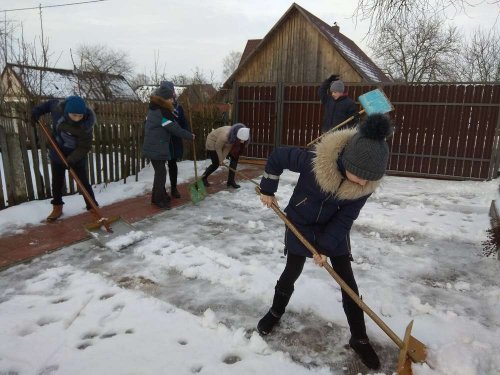 Волонтёрский отряд "Юные тимуровцы"