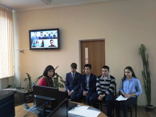 Онлайн-заседание членов Молодёжного парламента