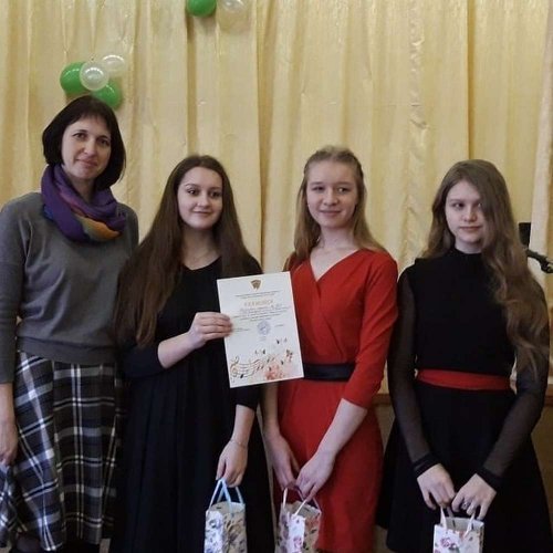 Конкурс патриотической песни "Мелодии наших сердец" Конкурс патриотической песни "Мелодии наших сердец"