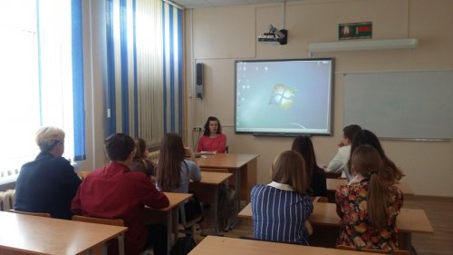Встреча учащихся 9 и 10 классов  с фельдшером – валеологом УЗ «Свислочская ЦРБ»