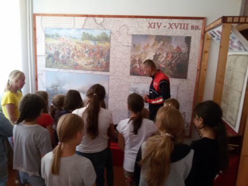 Лагерь "ПАТРИОТ". День 3. Экскурсия в музей УПК Вердомичский детский сад - средняя школа