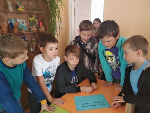 Квест-игра "В гостях у Центра творчества"