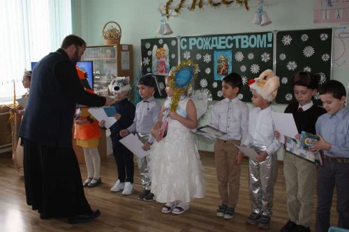 Рождество идет по свету… Рождество идет по свету…