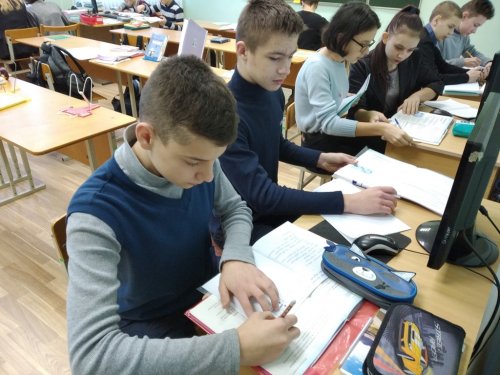 Лабораторная работа по электричеству в 8-м классе