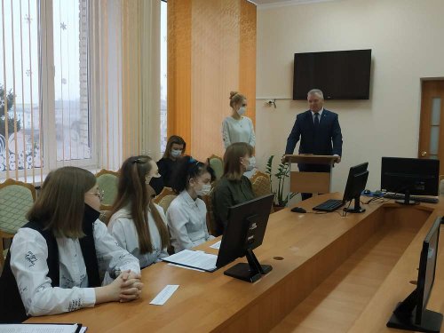 I сессия V созыва молодёжного парламента при Свислочском районном Совете депутатов