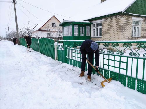 Волонтёрская акция «Зимняя пора добрых дел»