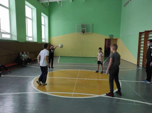 Дворовая игра «Квадрат»