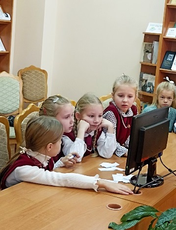 Интеллектуально-развлекательные игры "Октябрятский КВИЗ", "Пионерский КВИЗ"
