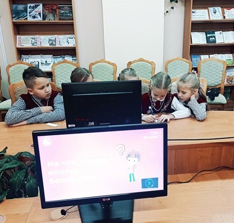 Интеллектуально-развлекательные игры "Октябрятский КВИЗ", "Пионерский КВИЗ"
