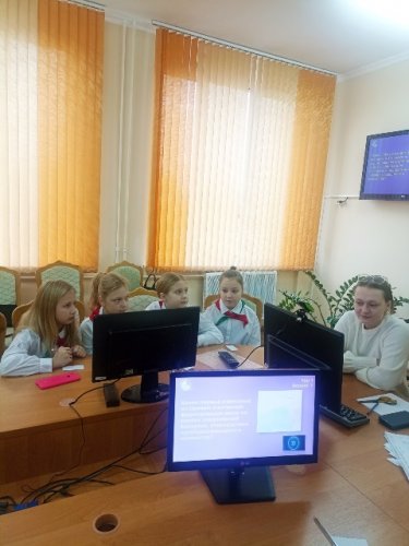 Интеллектуально-развлекательные игры "Октябрятский КВИЗ", "Пионерский КВИЗ"