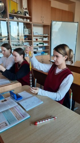 Изучаем динамометр